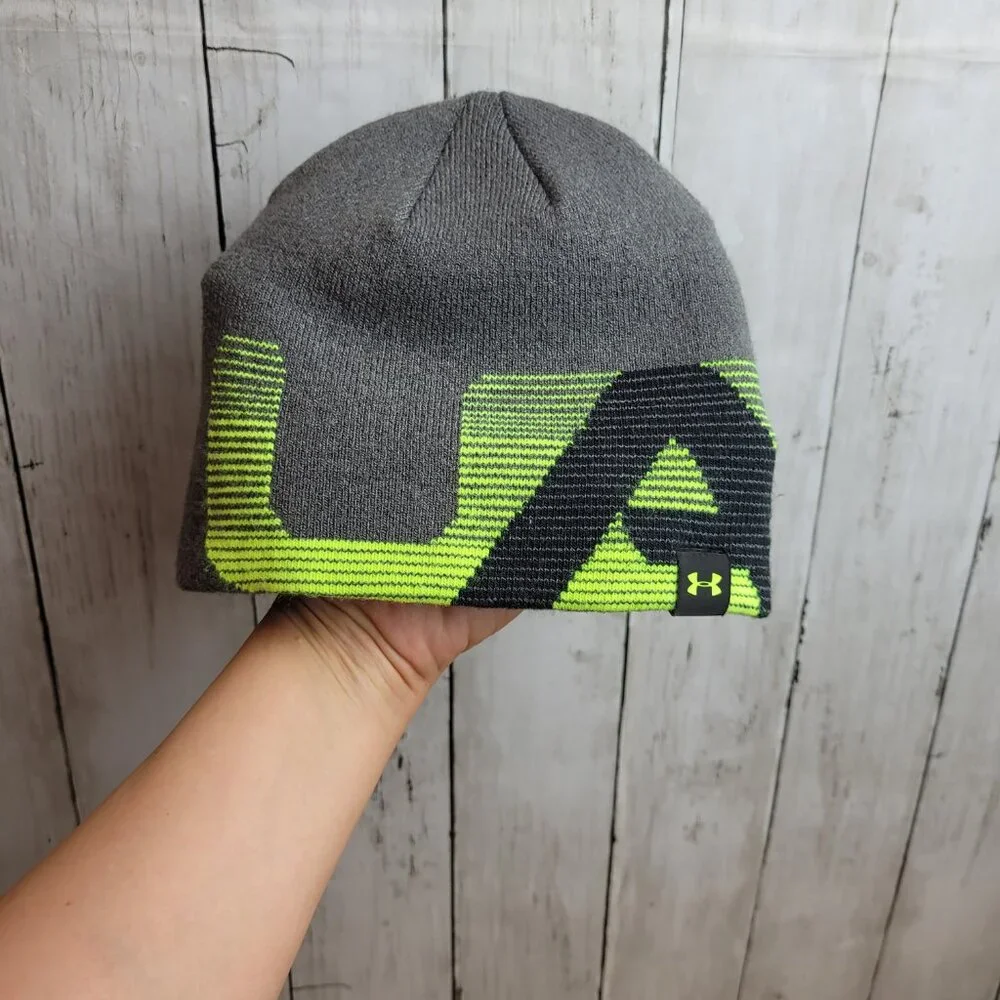 Under Armour Hat boys 4-6 Knit beanie gray green black sporty grunge skater logo